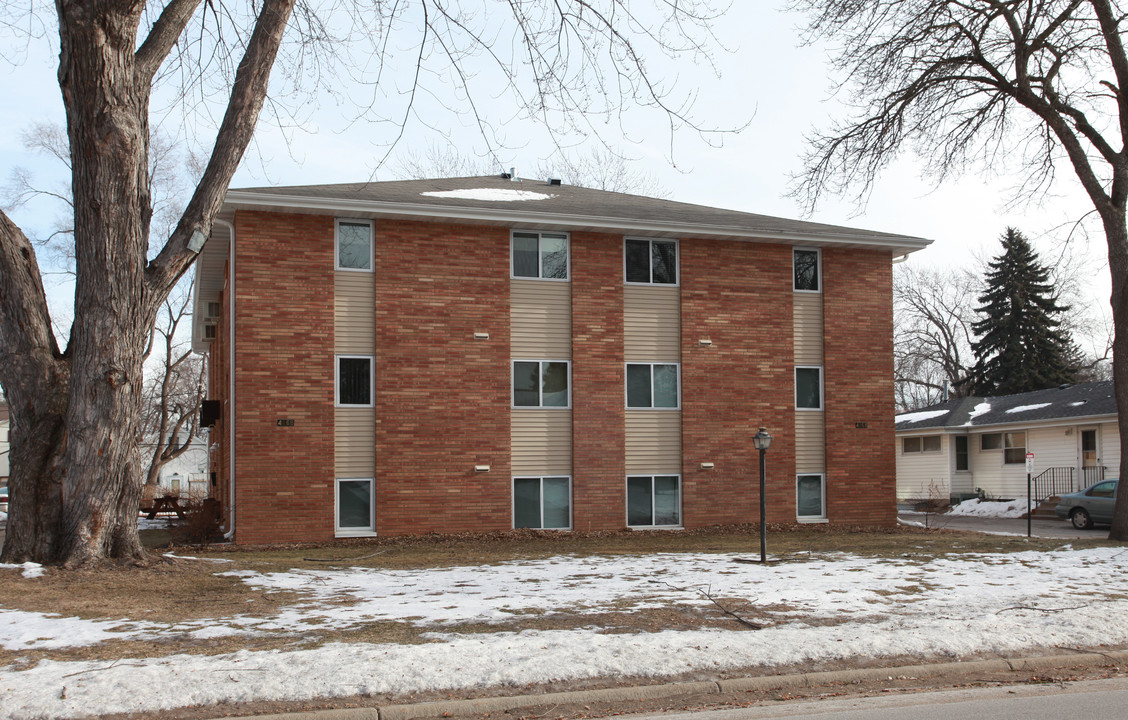 4168 Adair Ave N in Crystal, MN - Building Photo