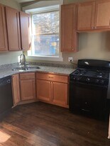 6438 N Lakewood Ave, Unit 1 Unit in Chicago, IL - Building Photo