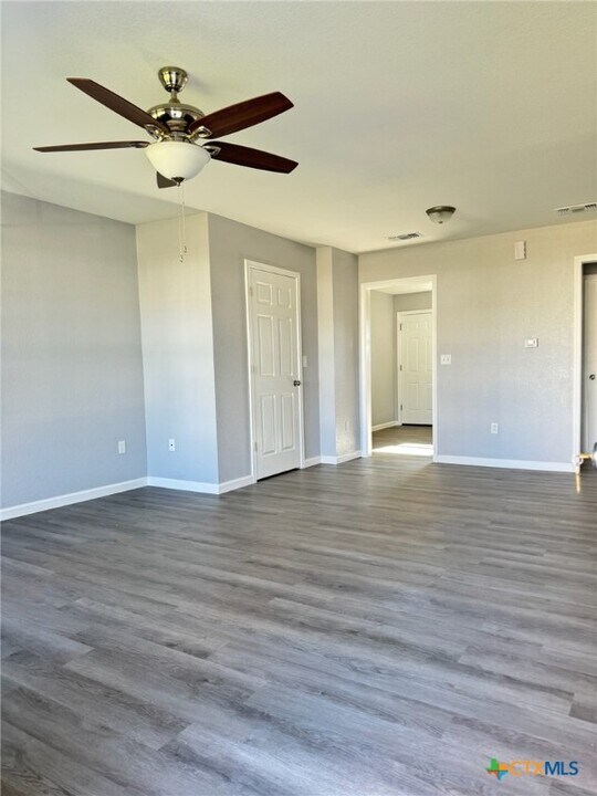 1306 White Ave in Killeen, TX - Building Photo