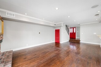 458 Orion Way in Newport Beach, CA - Building Photo - Building Photo