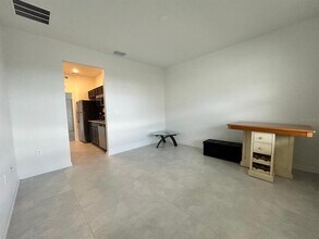 2632 Golden Trout Wy in Davenport, FL - Building Photo - Building Photo