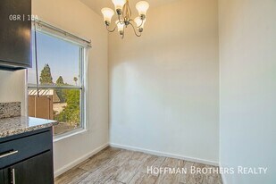 921 S Bonnie Brae St in Los Angeles, CA - Building Photo