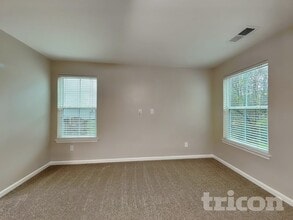 7690 W Berkeley Rd in Denver, NC - Building Photo - Building Photo