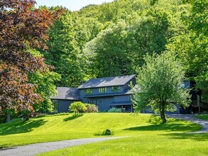 110 Geer Mountain Rd in Kent, CT - Building Photo - Building Photo