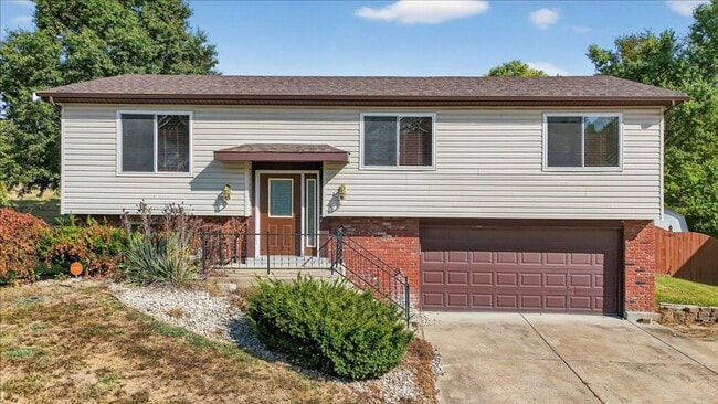 property at 5698 Madlar Ln