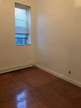 62 Britton St, Unit 1B in Staten Island, NY - Building Photo - Building Photo