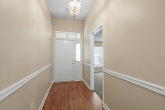 135 Ivernia Loop in Tallahassee, FL - Building Photo - Building Photo