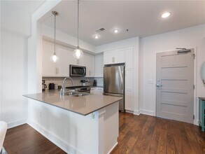 1100 Howell Mill Rd in Atlanta, GA - Building Photo - Building Photo