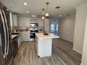 246 Bimini Cay Cir in Vero Beach, FL - Building Photo - Building Photo