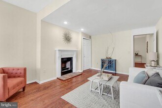 1029 S Hanover St in Baltimore, MD - Building Photo - Building Photo