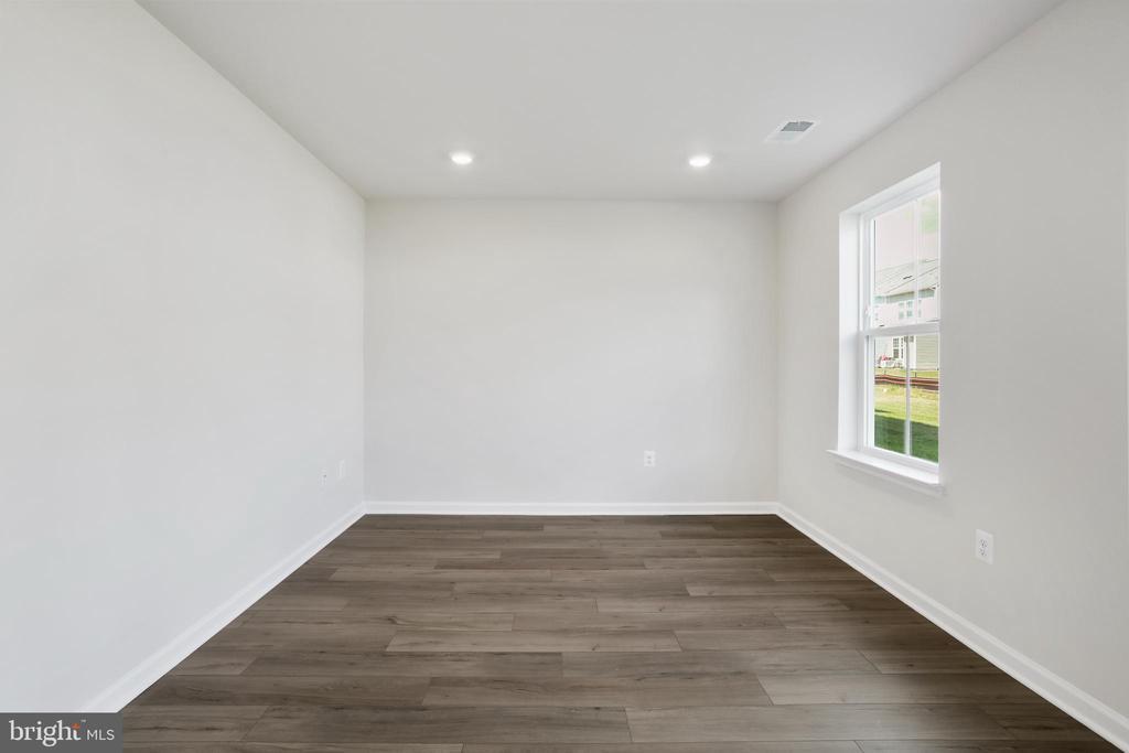 127 Kinkade Ct in Martinsburg, WV - Building Photo