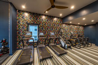 Halstead Beverly Townhomes in Beverly, MA - Building Photo - Interior Photo