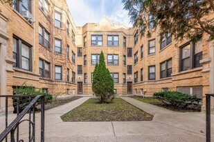 7327 N Honore St, Unit 3B in Chicago, IL - Building Photo