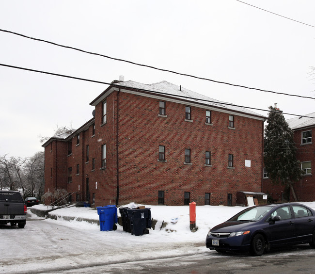 133 Woodward Ave in Toronto, ON - Building Photo - Primary Photo