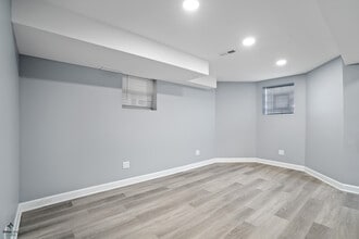 5329 N Central Ave, Unit 1 in Chicago, IL - Foto de edificio - Building Photo