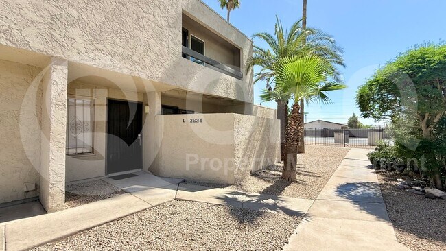 2634 N 43rd Ave in Phoenix, AZ - Building Photo - Building Photo