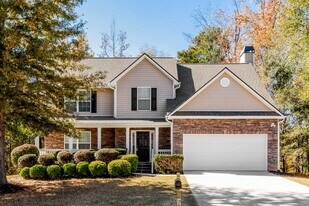 734 Thompson Ridge Dr in Monroe, GA - Building Photo