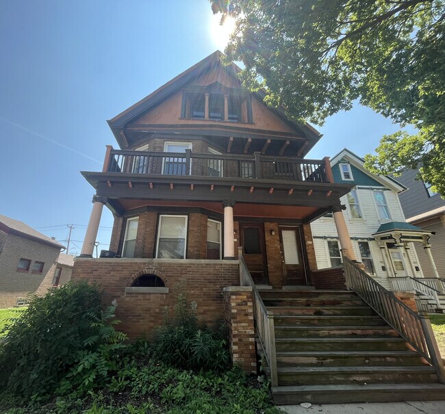421-425 Washington
