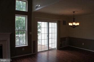 12933 Bridger Dr in Germantown, MD - Building Photo - Building Photo