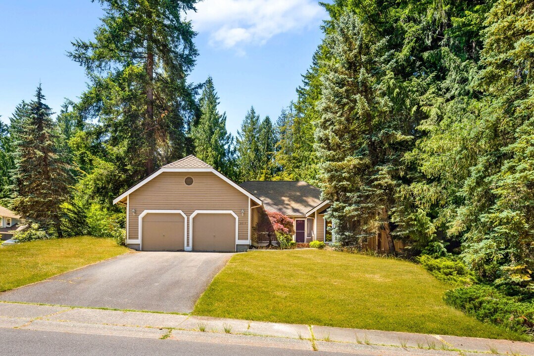 2017 230th Pl NE in Sammamish, WA - Building Photo