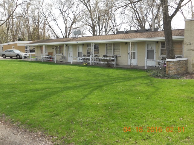 Village Apartments in Wauconda, IL - Building Photo - Building Photo