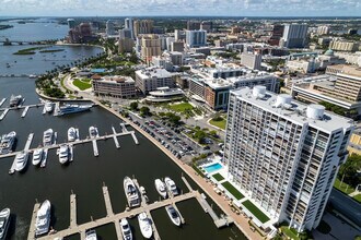 400 N Flagler Dr in West Palm Beach, FL - Building Photo - Building Photo
