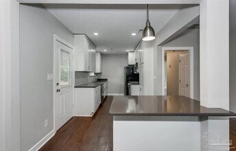 635 W Lee St in Pensacola, FL - Building Photo - Building Photo