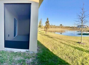 994 King Parc Rd in Orange City, FL - Building Photo - Building Photo