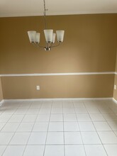 29148 W Nottingham Cir in Warren, MI - Building Photo - Building Photo
