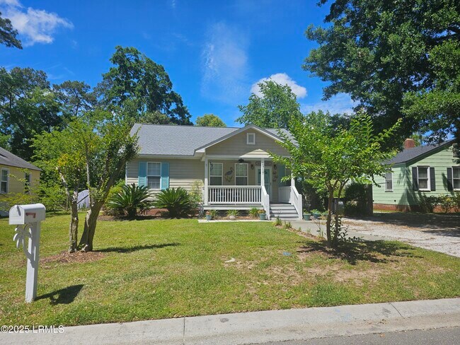 2717 Oaklawn Ave