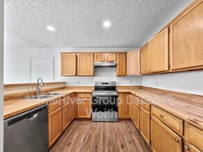 6128 Los Robles Ln in Mesquite, TX - Building Photo - Building Photo