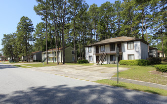 Pineview Apartments