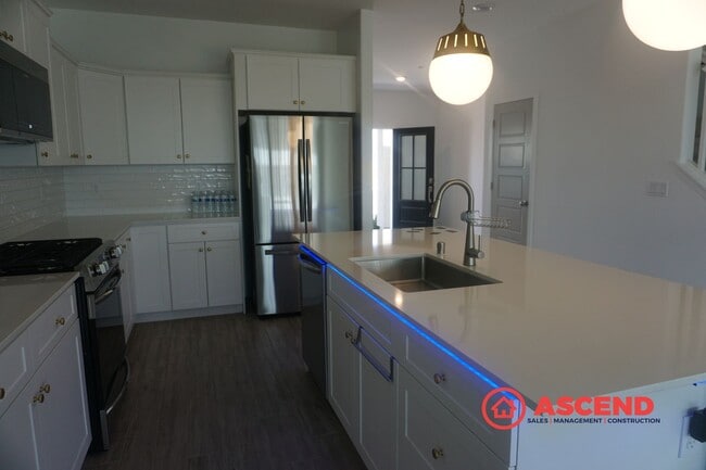 3301 Twin Knolls Ln in Shafter, CA - Building Photo - Building Photo