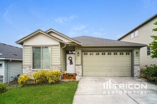 5017 NE 29th Ave in Vancouver, WA - Building Photo