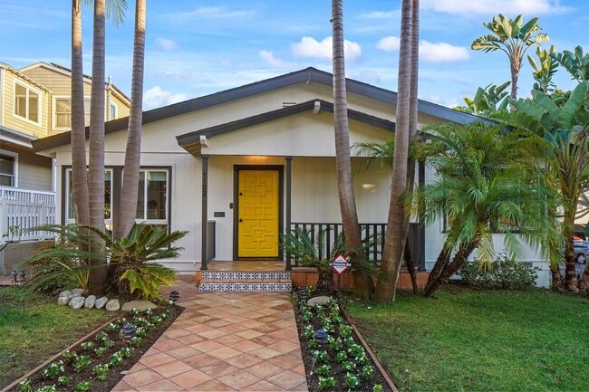 property at 1102 Maple St