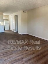 1810 W Twin Springs St in Siloam Springs, AR - Building Photo - Building Photo