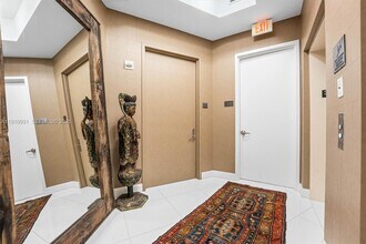 15811 Collins Ave in Sunny Isles Beach, FL - Building Photo - Building Photo