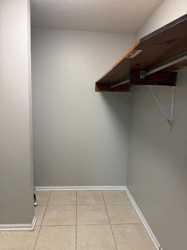 property at 3960 Bradford Ct