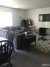 314 W Kenwood Dr in Bloomington, IN - Foto de edificio - Building Photo