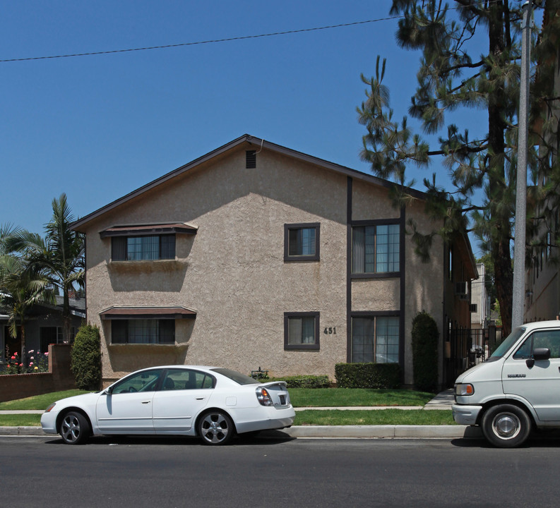 451 E Santa Anita Ave in Burbank, CA - Building Photo