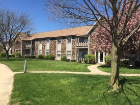 10 Ironwood Ct Apartments