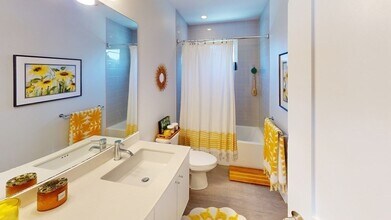 64 Pleasant St in Boston, MA - Building Photo - Building Photo