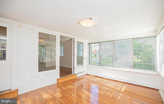 property at 526 Williams Rd