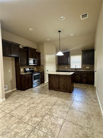 4502 Sapphire Ln in Granbury, TX - Building Photo - Building Photo