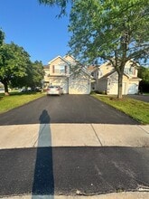 17847 W Salisbury Dr in Gurnee, IL - Building Photo - Building Photo
