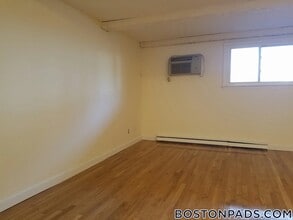 1799 Centre St in Boston, MA - Building Photo - Building Photo