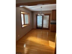 1141 E Ash St in Hugo, MN - Building Photo - Building Photo