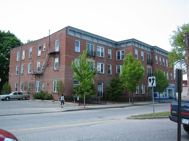 Franklin Apartments in Kingston, NY - Building Photo - Building Photo