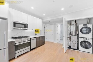 535 Newbury St, Unit #6 in Boston, MA - Building Photo