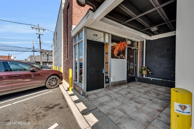 property at 31 W Front St